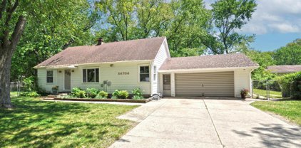 56706 Pear Road, South Bend