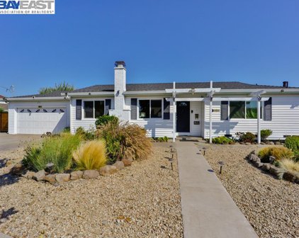6994 Cedar Blvd, Newark