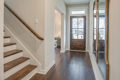2013 Hollyhock Dr, Hendersonville
