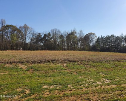 001 Fulmer Road, Como