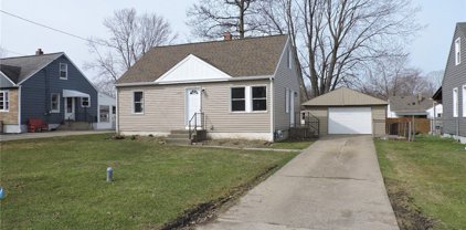 2271 Pleasant  Avenue, Hamburg-144889