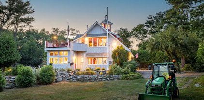 125 Touisset  Road, Warren