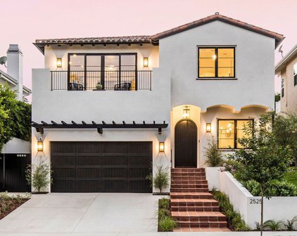 2525  Patricia Ave, Los Angeles