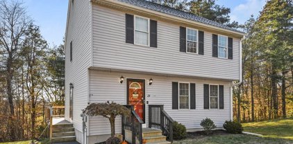 29 Bishop Road, Fitchburg