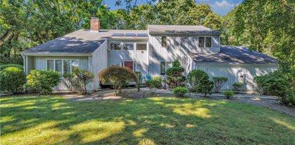 150 Oronoque Lane, Stratford