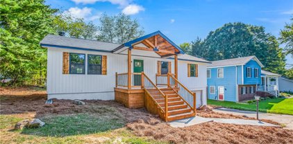 1630 Kesteven Road, Winston Salem