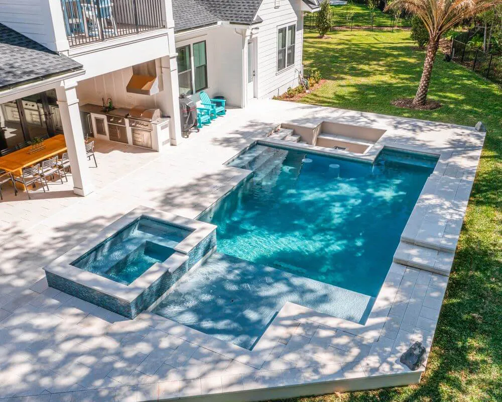 Search North Carolina Coast Homes with a Pool Real Estate