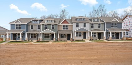 260 Woodland Valley Lane, Clarksville