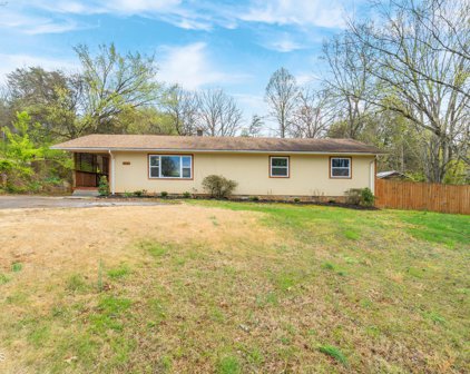1126 SW Valley Drive, Knoxville