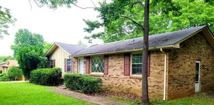 6027 Todd Dr, Clarksville