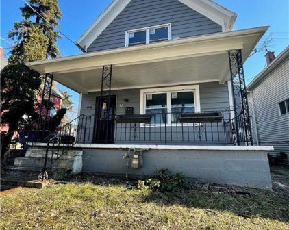 61 Wood  Avenue, Buffalo City-140200