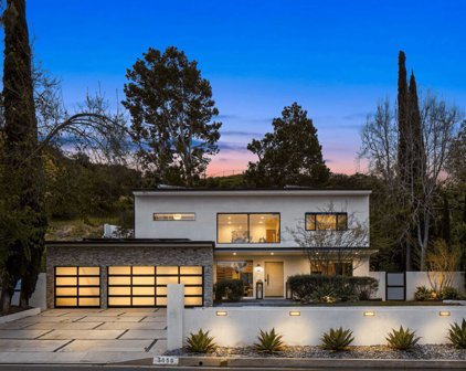 3056  Arrowhead Dr, Los Angeles
