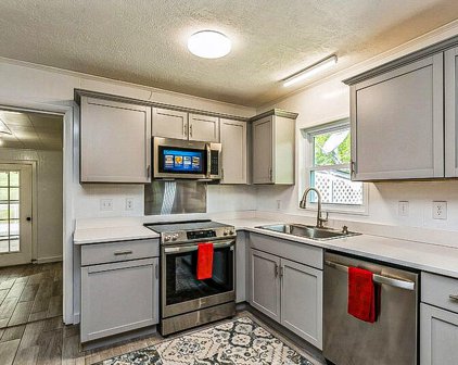 1892 Flowersview Boulevard, Laurel Hill