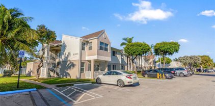 17330 Nw 67th Pl Unit #L-6, Hialeah