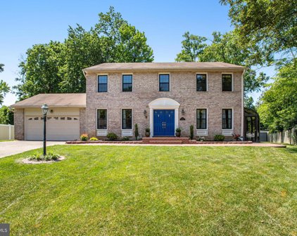 2123 Rampart Dr, Alexandria