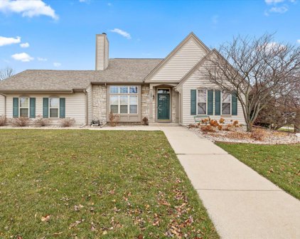 103 Manchester Drive, Waukesha