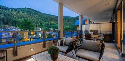 6697 Nelson Avenue Unit 201, West Vancouver