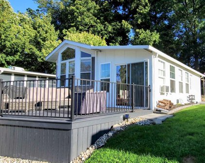636 Dockside Lane, Coldwater
