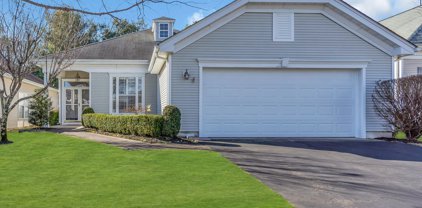 73 Spring Valley Drive, Lakewood