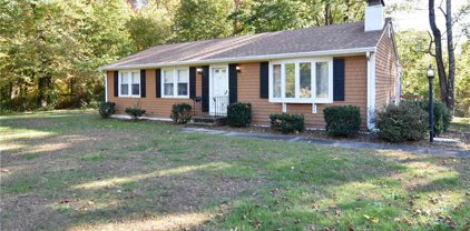 500 Fall River Avenue, Seekonk
