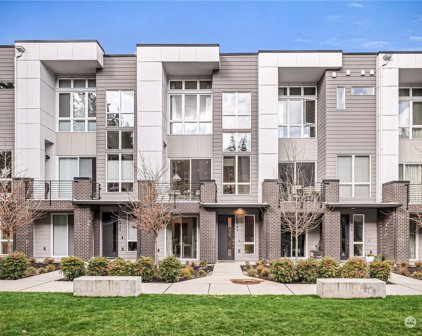 12447 NE 11th Lane Unit #B5, Bellevue