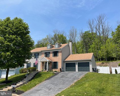 118 Constitution Ave, Reading
