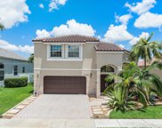 15635 Nw 14th Ct, Pembroke Pines image