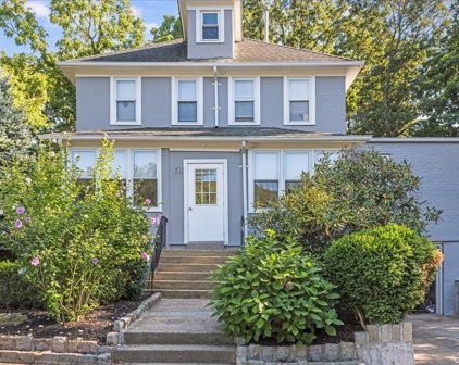 7 2nd Street, Locust Valley