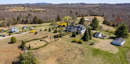 1470 Lynbrook Road, Rustburg