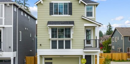 14211 44th Place W Unit #5, Lynnwood
