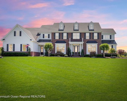 12 Hayfield Court, Holmdel