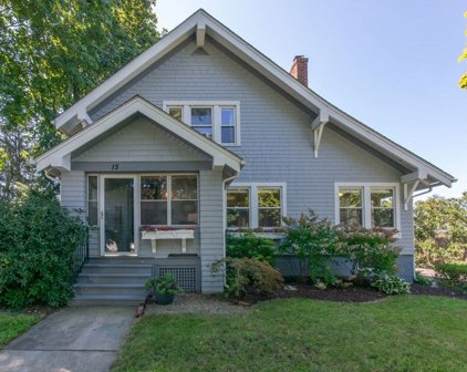 15 Belleclaire Ave, Longmeadow