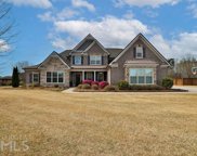 1635 Clubhouse, Statham image