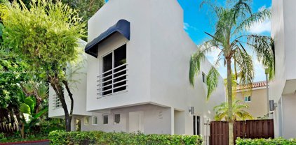 2945 Bridgeport Avenue Unit #E, Miami