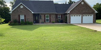 105 Ashley Avenue W, Madill