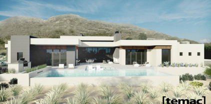 6727 N 63rd Place, Paradise Valley
