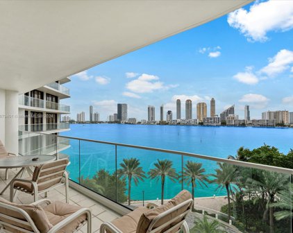 2800 Island Blvd Unit #702, Aventura