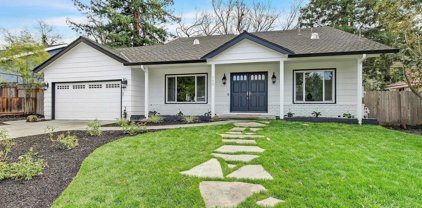 180 Belgian Dr, Danville