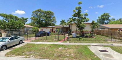 580 E Campus Cir, Fort Lauderdale