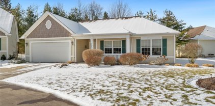 26890 Saint James Court, Olmsted Falls