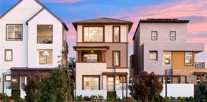 240 Abacus Street, Irvine
