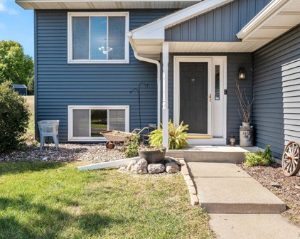 506 Lady Slipper Avenue NE, New Prague