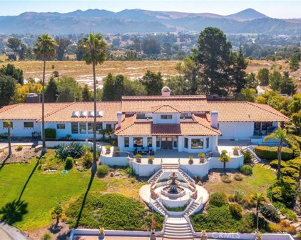 560 Easy Street, Arroyo Grande