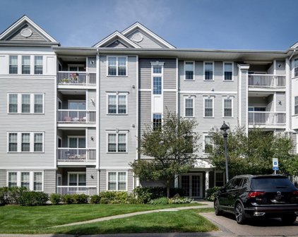 13 Morgan Drive Unit 109, Natick