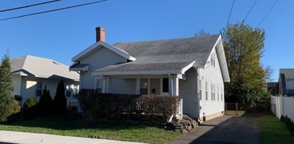 25 Albion Rd., Quincy