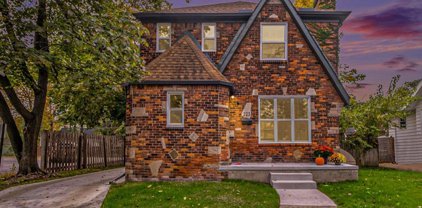 223 ALBANY, Ferndale