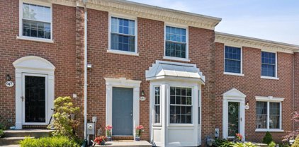 649 N Branch Ct, Abingdon