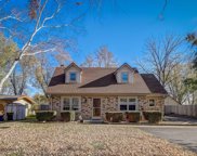 10166 South Nicholson Road, Oak Creek image