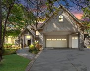 14 Argonne Place, The Woodlands image