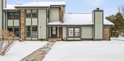 1037 E Benton Avenue, Naperville